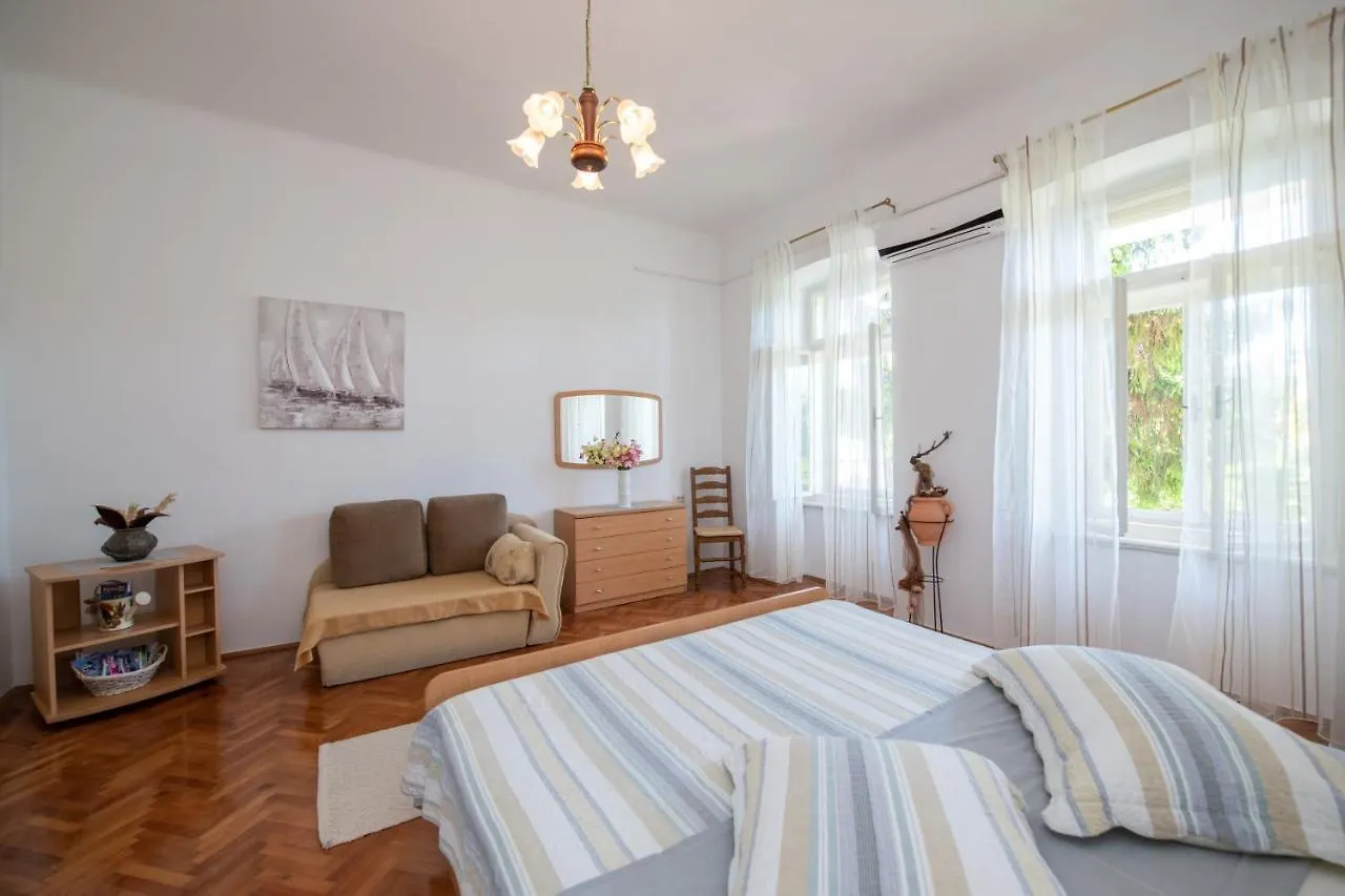 Ičići Apartment Rubinic קרואטיה